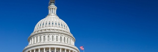 Kongresmeni chcą zachowania kontroli nad internetem przez USA